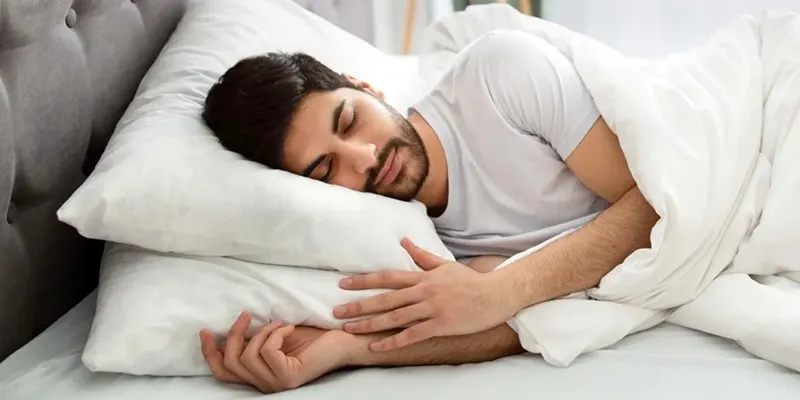 نحوه خوابیدن بعد از ایمپلنت