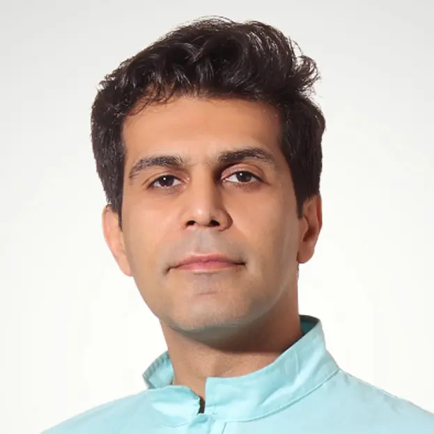 نیکنام جهانفر